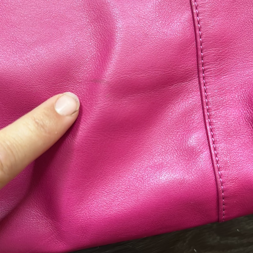 COACH PURSE - Picture 4 of 7